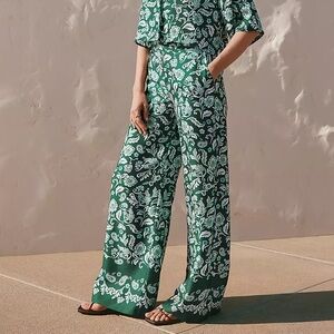 LOFT Fluid Pull On Wide Leg Pants in Floral Twill Evergreen Paisley NWT